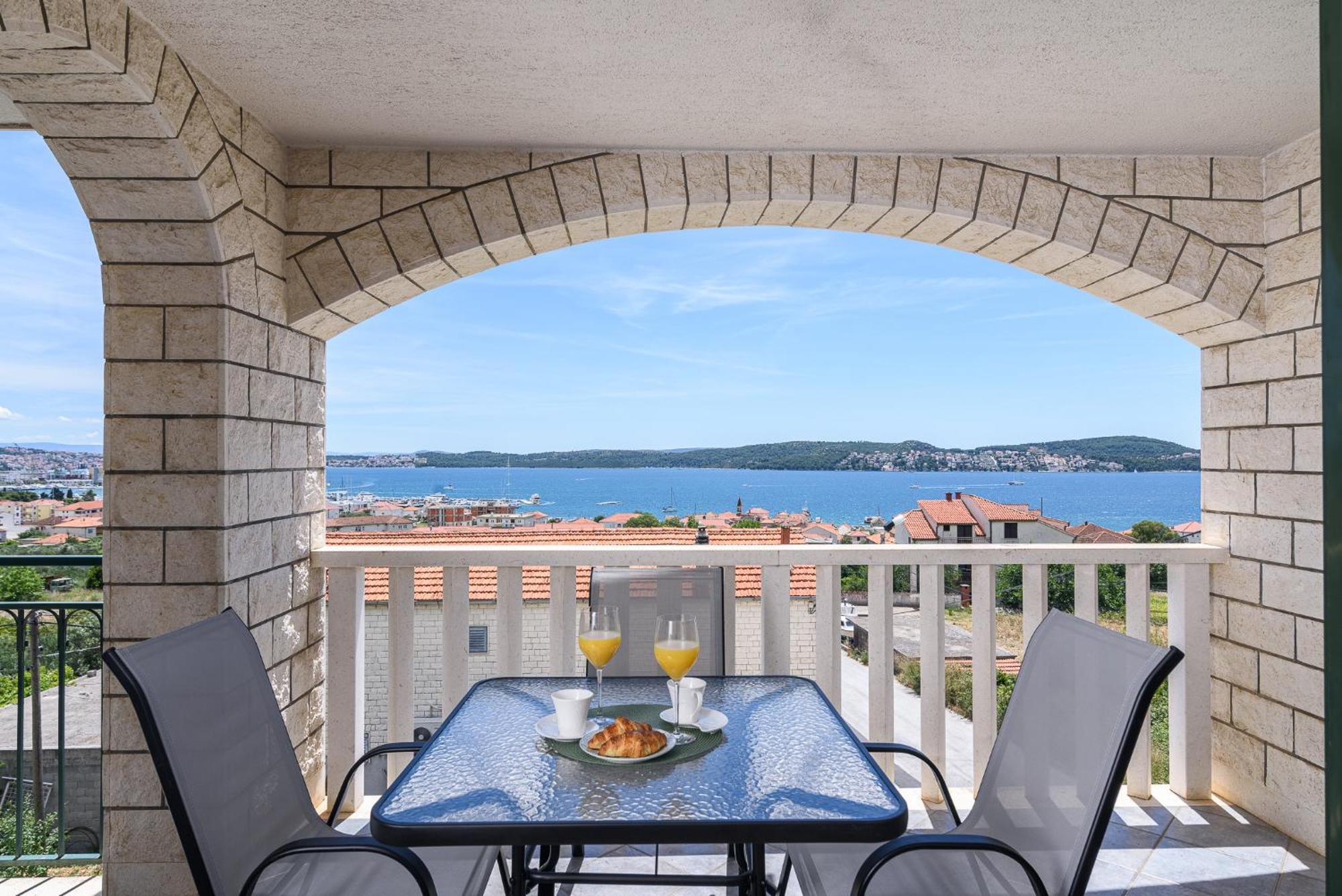 Apartments Eva Trogir Extérieur photo