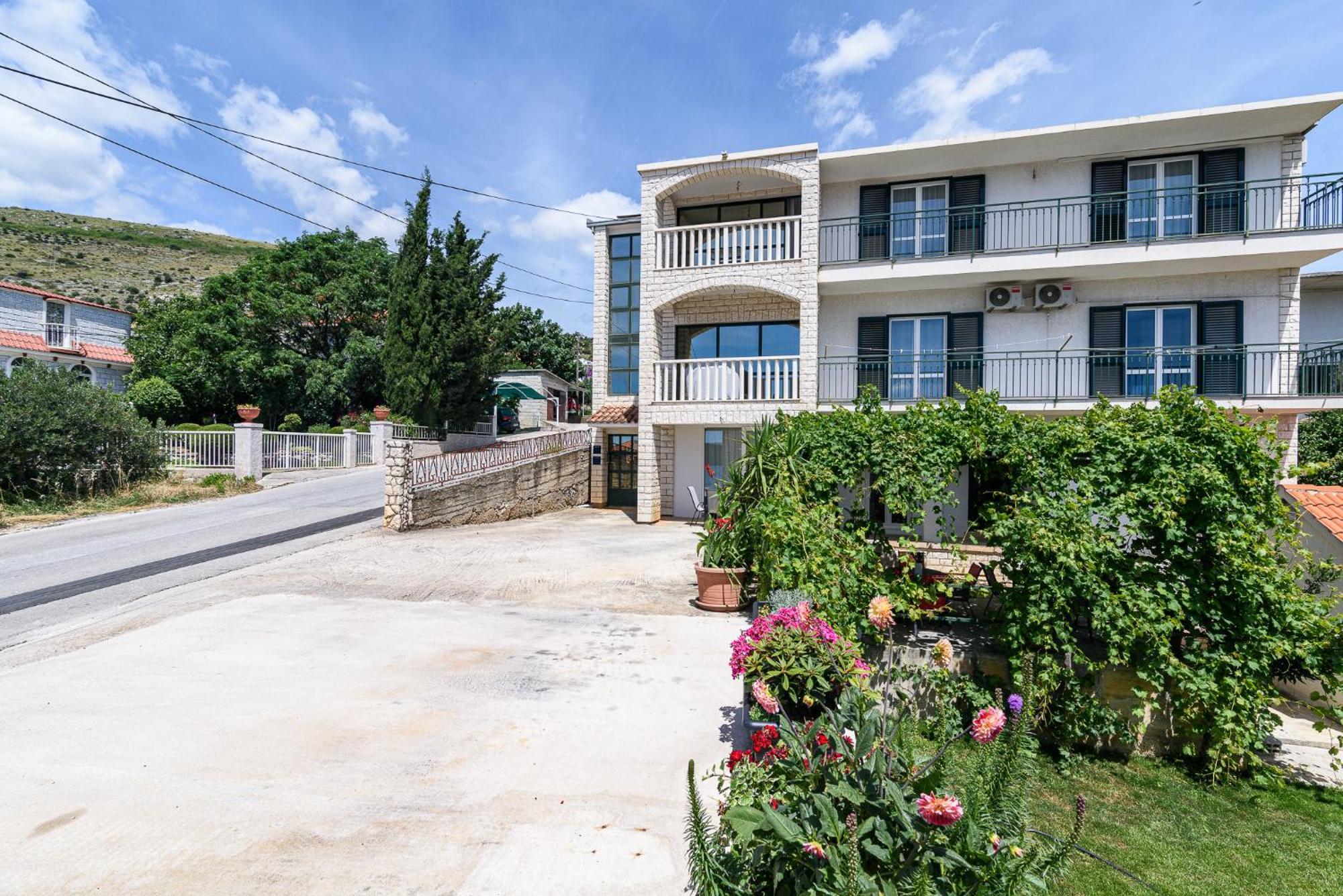 Apartments Eva Trogir Extérieur photo